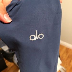 ALO Leggings